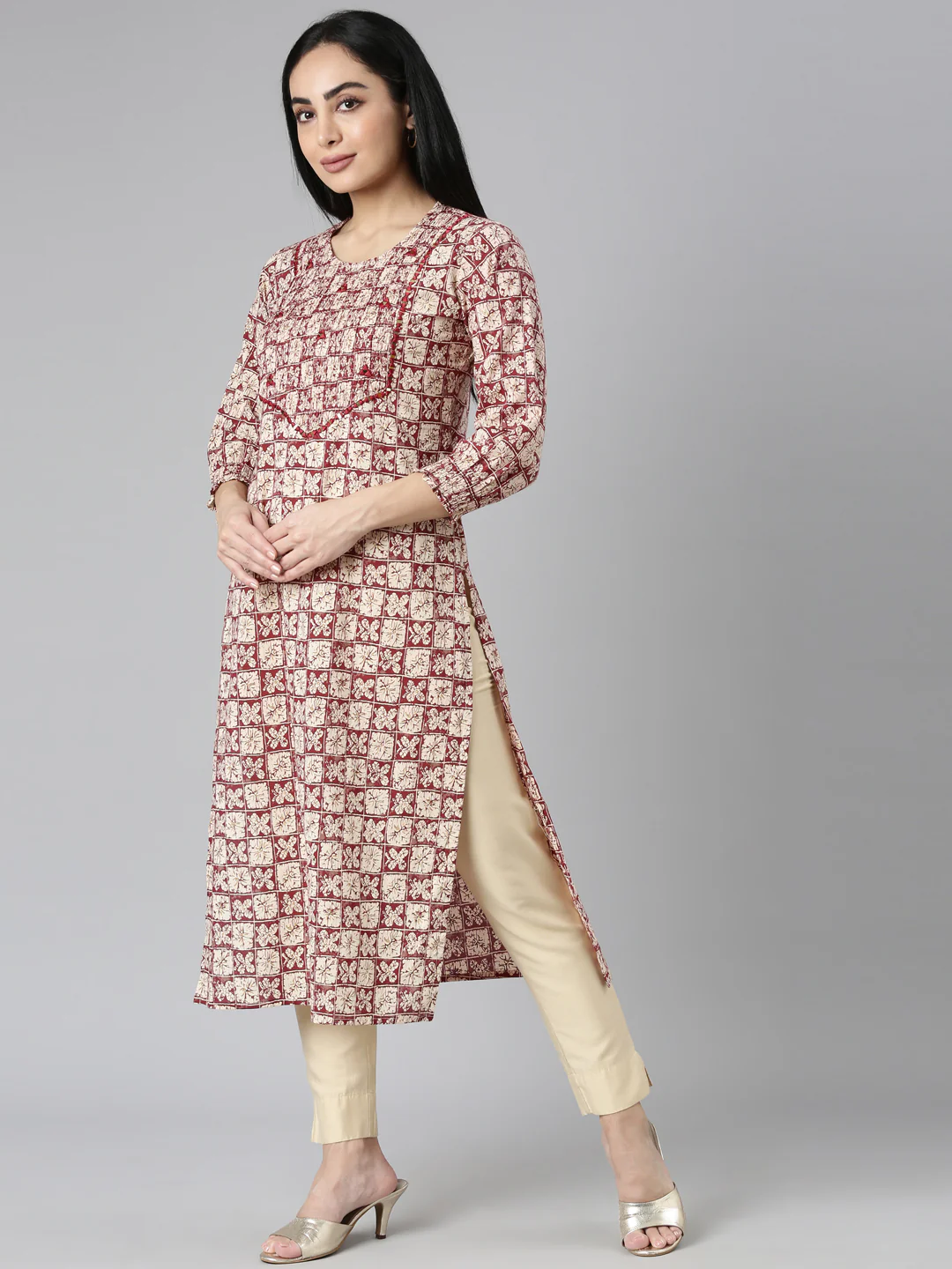 Neerus Maroon Straight Casual Colourblocked Straight Kurta - Image 2