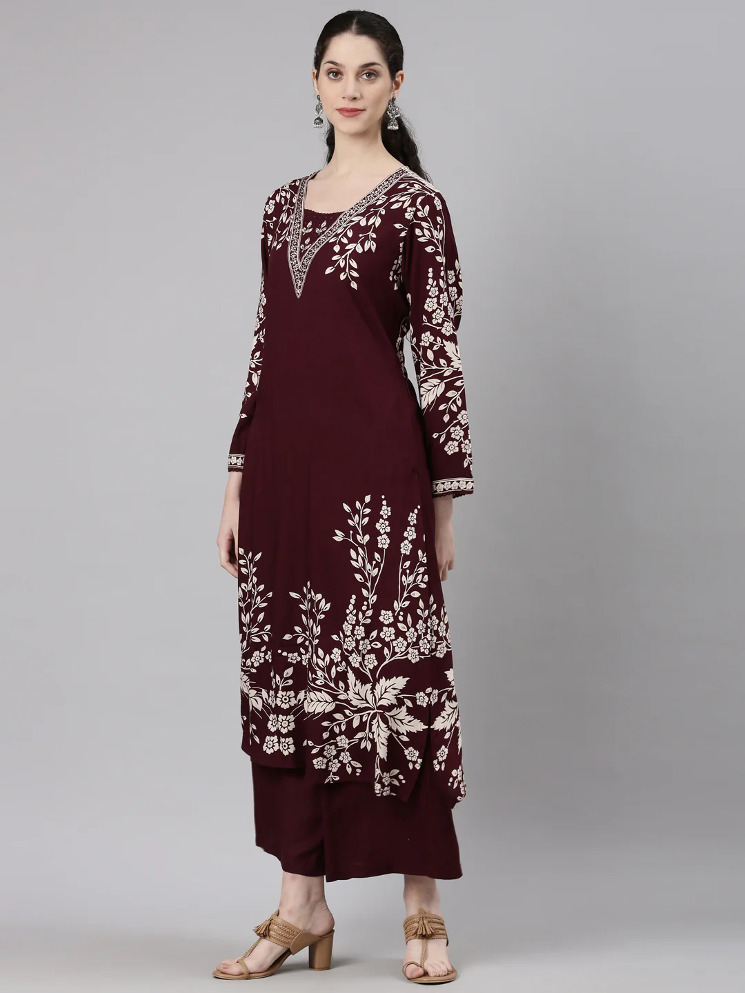 Neerus Maroon Straight Casual Floral Kurta and Plazzo - Image 3