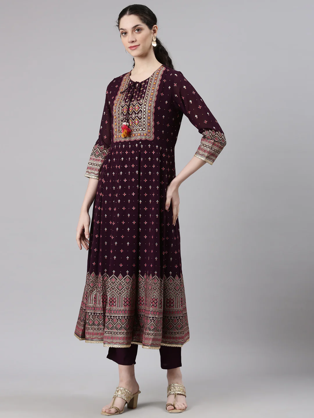 Neerus Maroon Straight Casual Floral Kurta and Trouser with Dupatta - Image 2