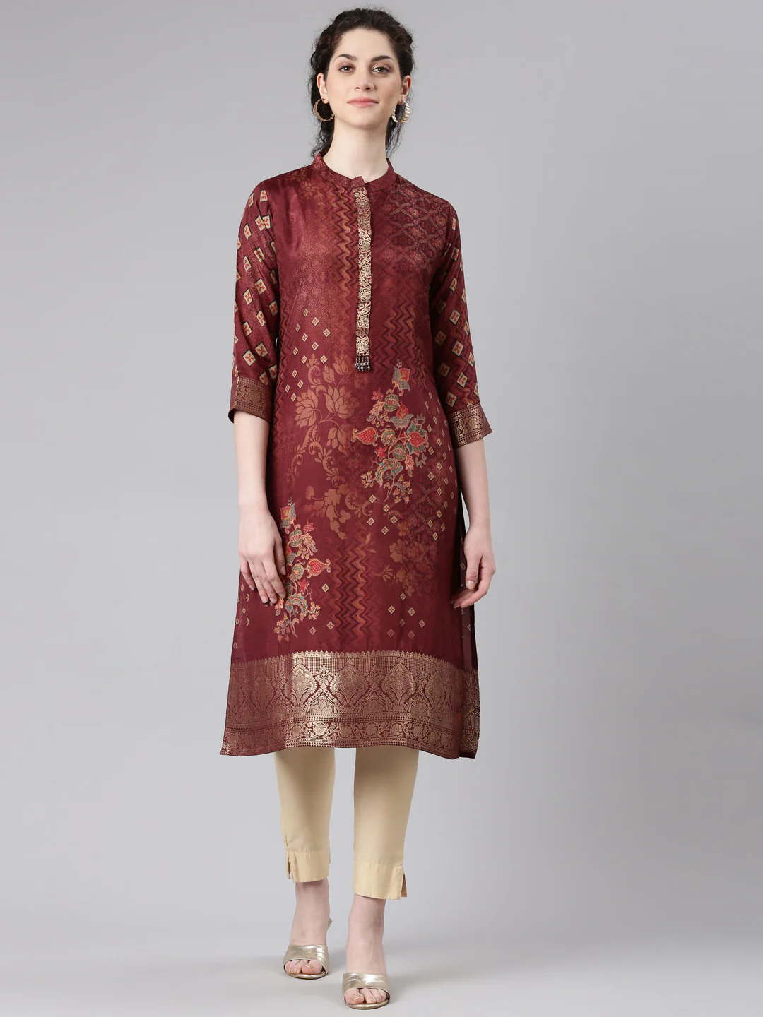 Neerus Maroon Straight Casual Floral Panelled Kurta