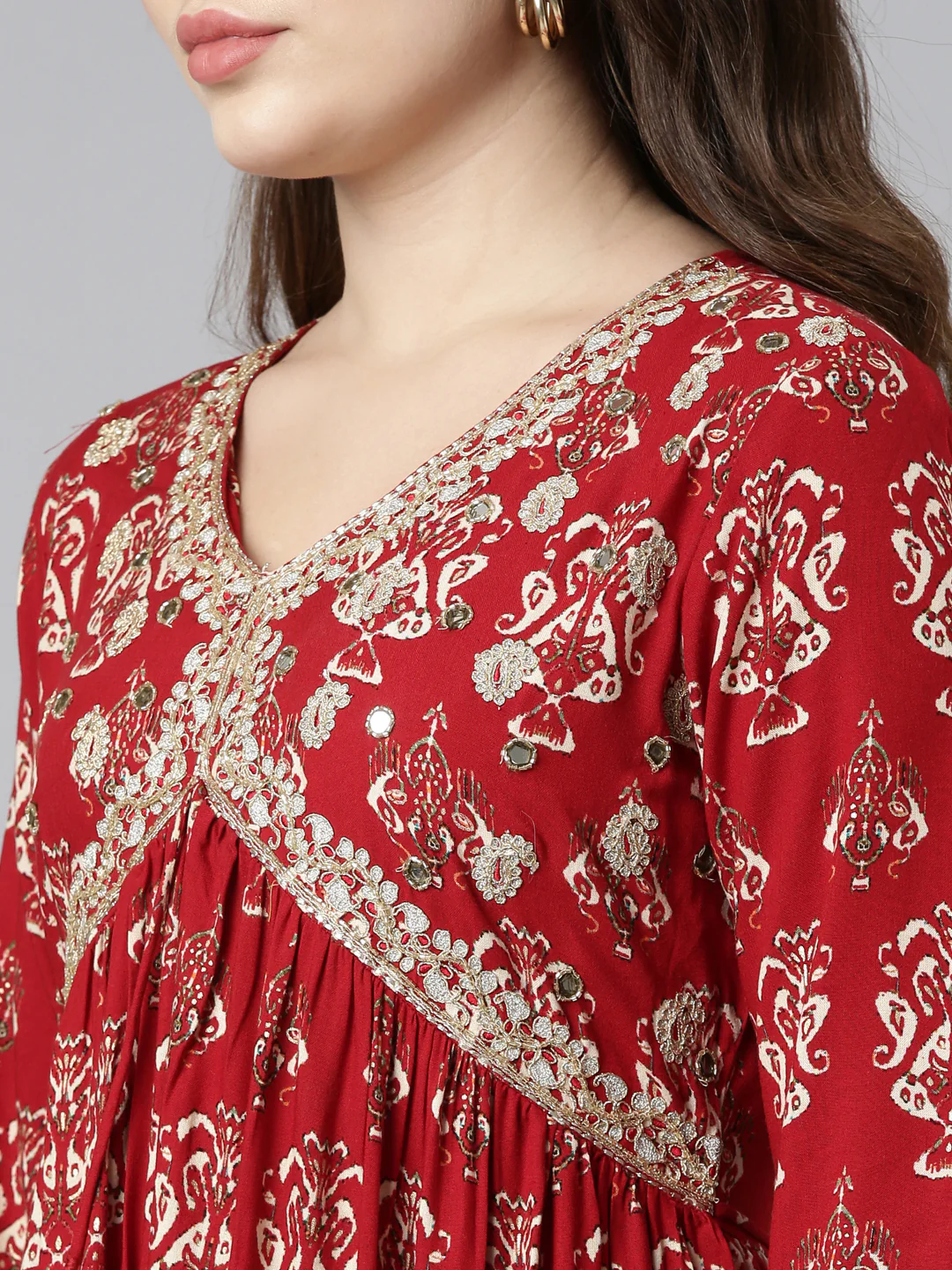 Neerus Maroon Straight Casual Printed Gown - Image 4