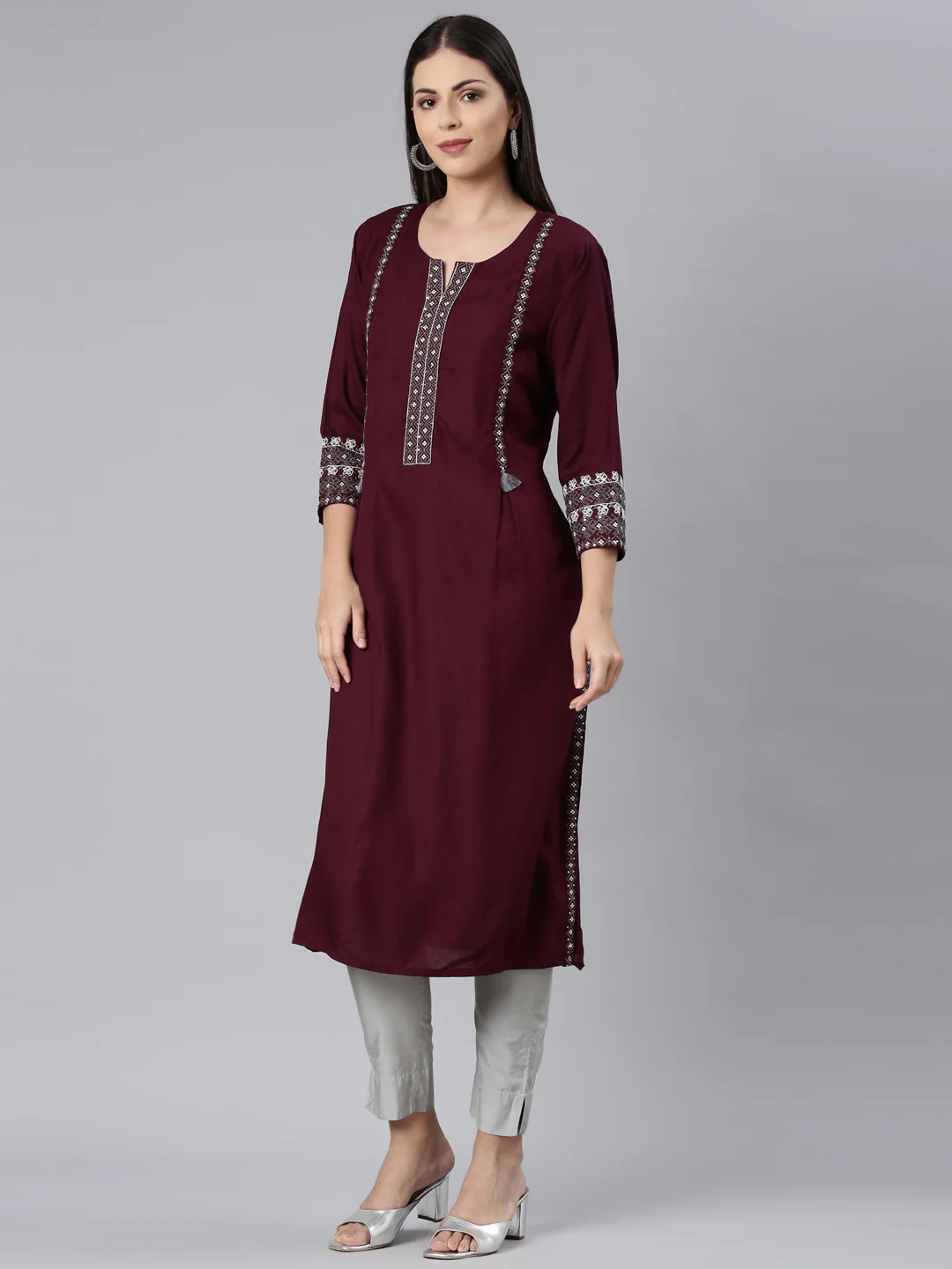 Neerus Maroon Straight Casual Solid Straight Kurta - Image 2