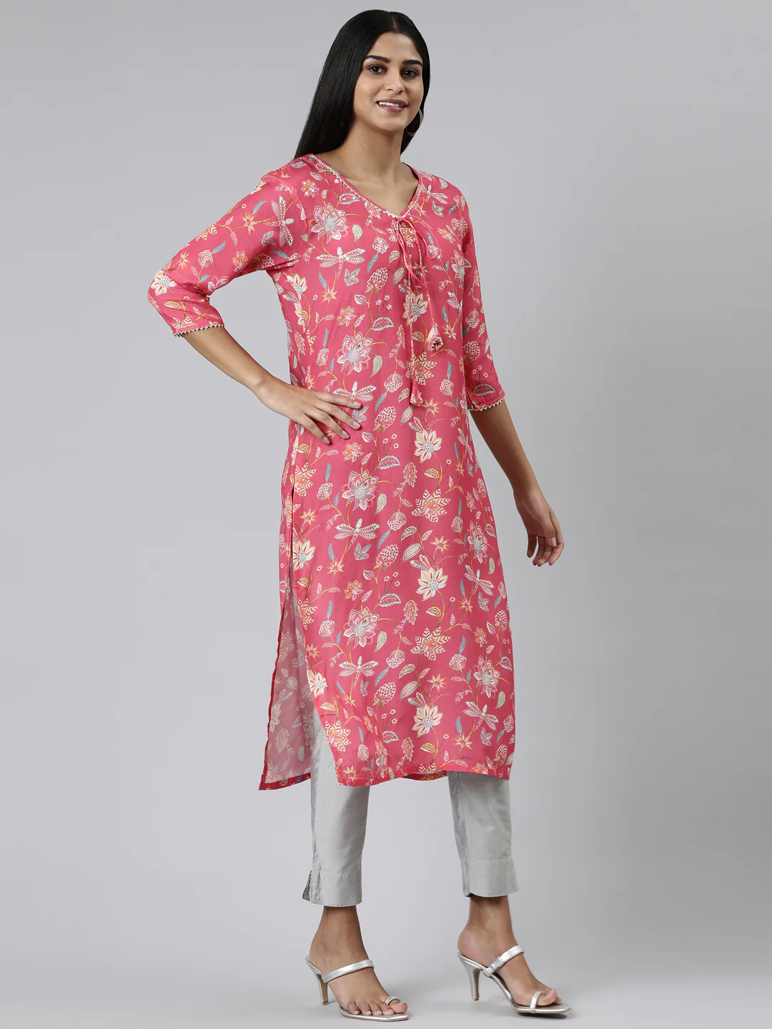 Neerus Maroon Straight Printed Cotton Kurta - Image 2