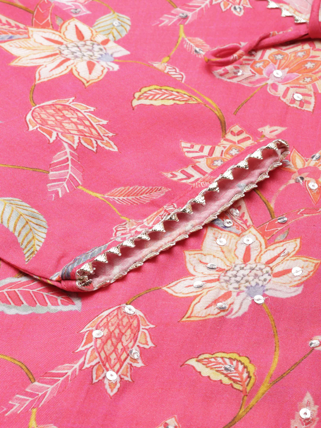 Neerus Maroon Straight Printed Cotton Kurta - Image 4