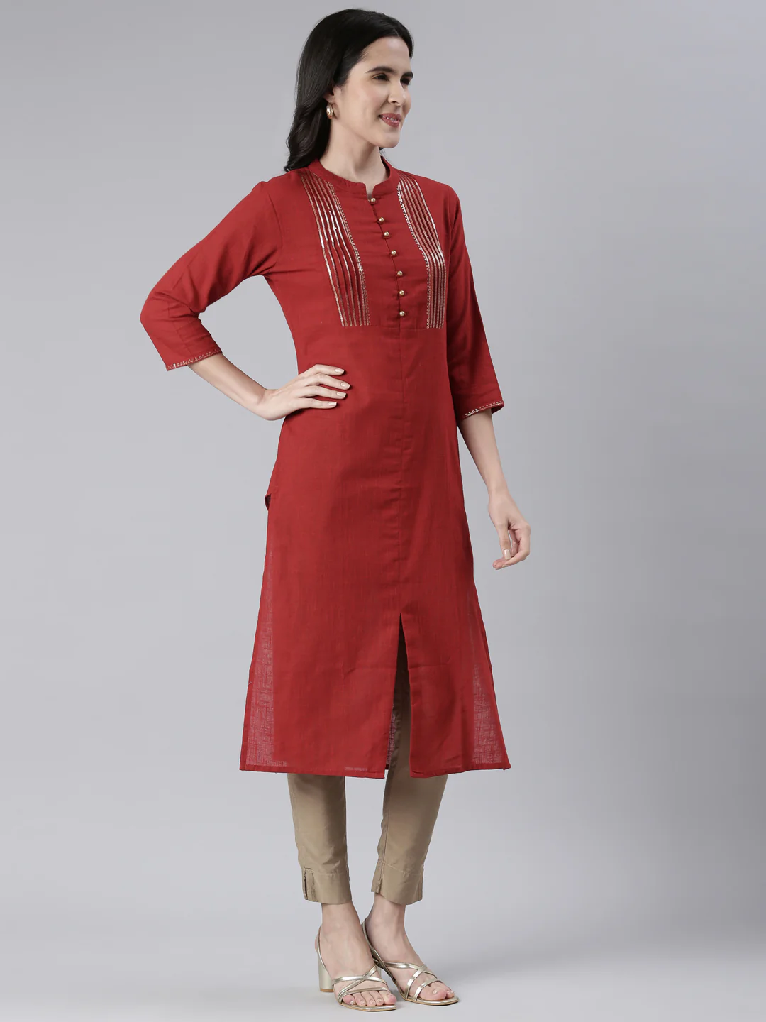 Neerus Maroon Straight Solid Cotton Kurta - Image 2