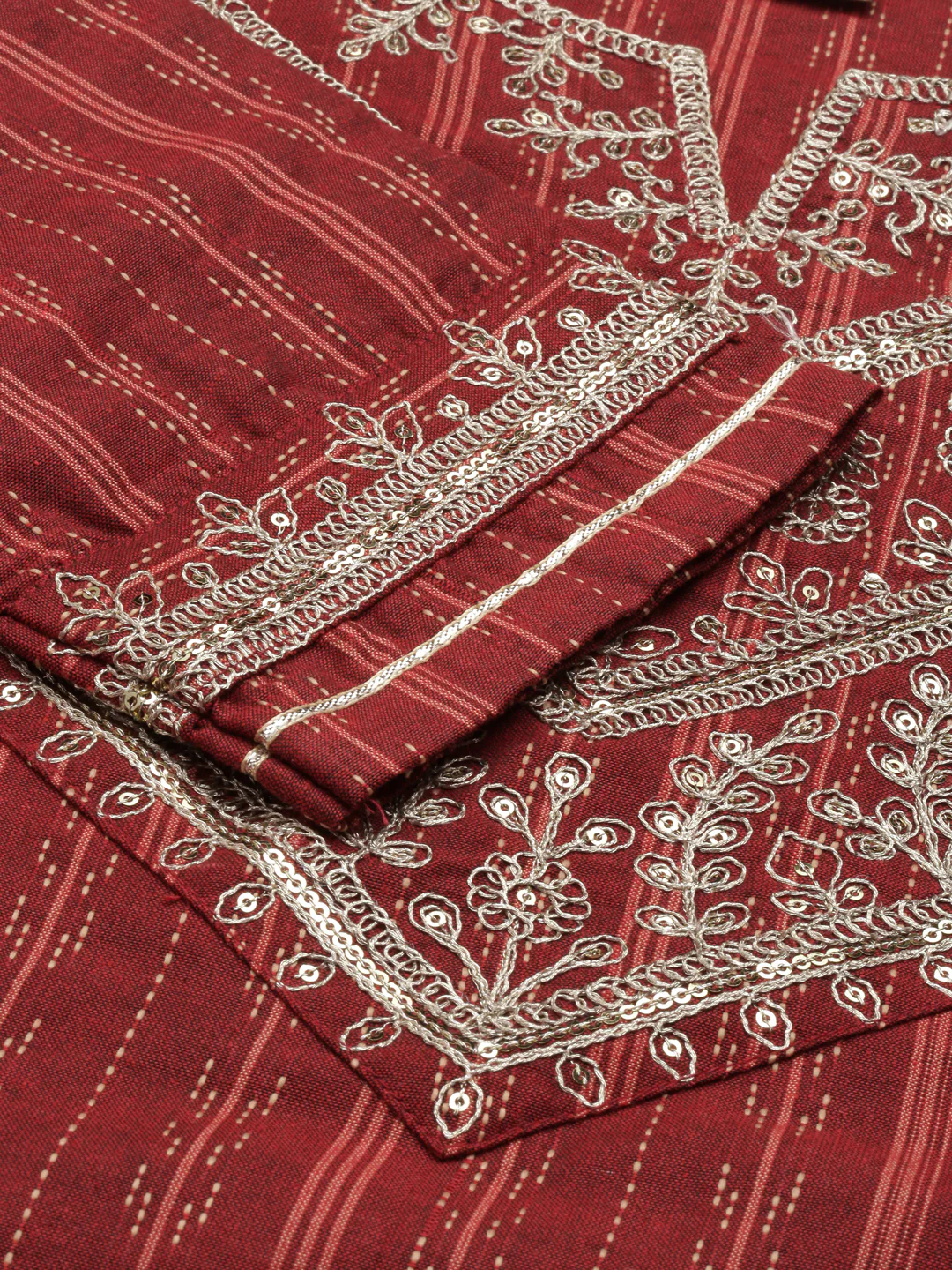 Neerus Maroon Straight Solid Cotton Kurta - Image 5