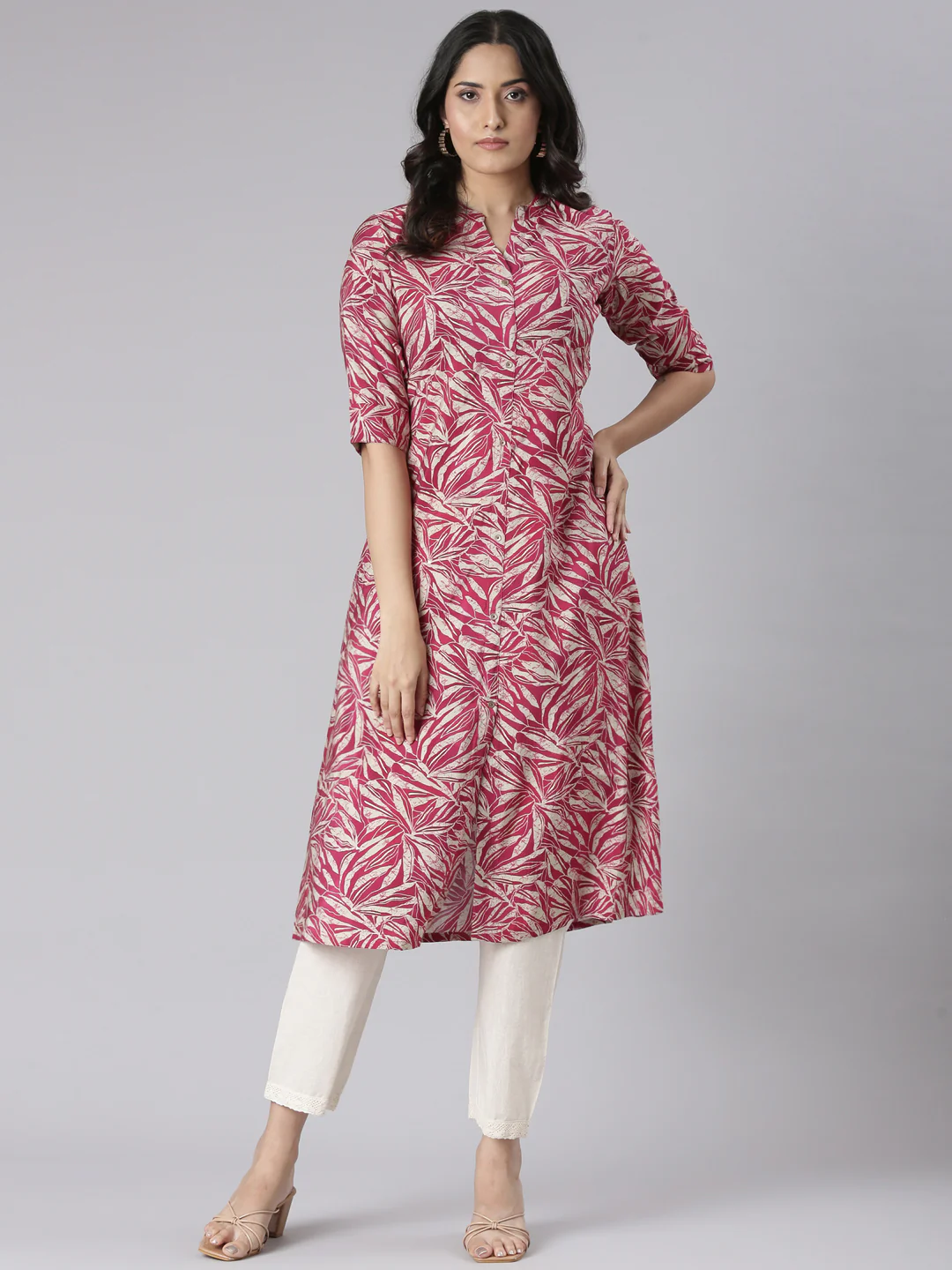 Neerus Mauve Casual Floral Straight Kurta - Image 5