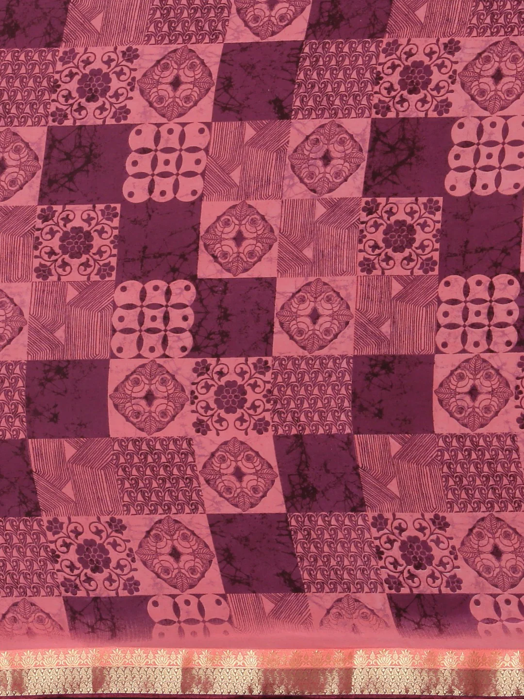 Neerus Mauve Printed Saree With Blouse - Image 3