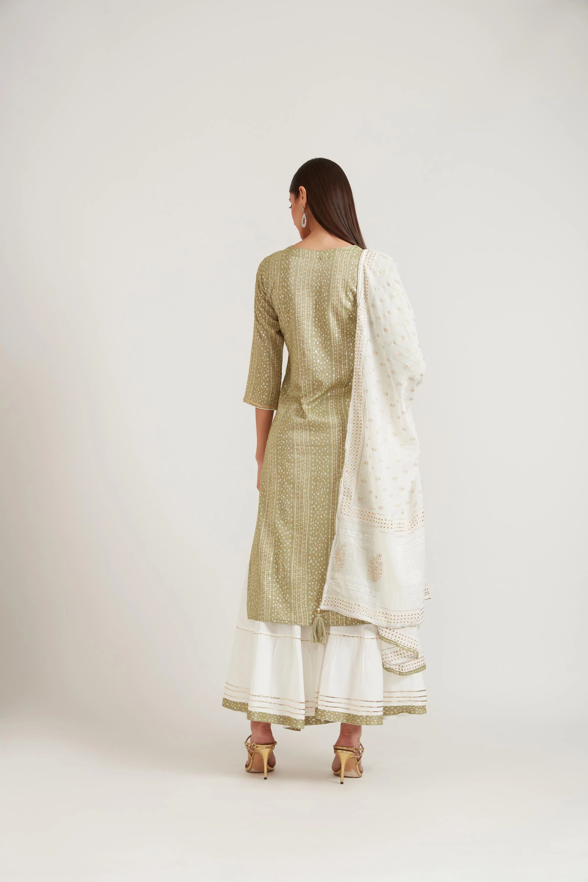 Neerus Mehadi Green Color Cotton Fabric Suit Set - Image 4