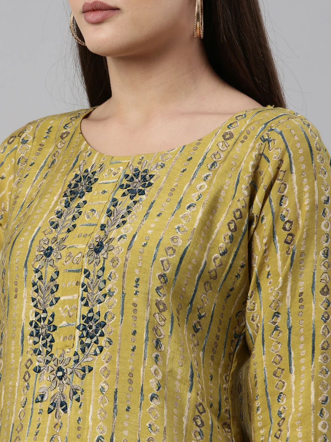 Neerus Mehadi Green Color Georgette Fabric Kurta - Image 8