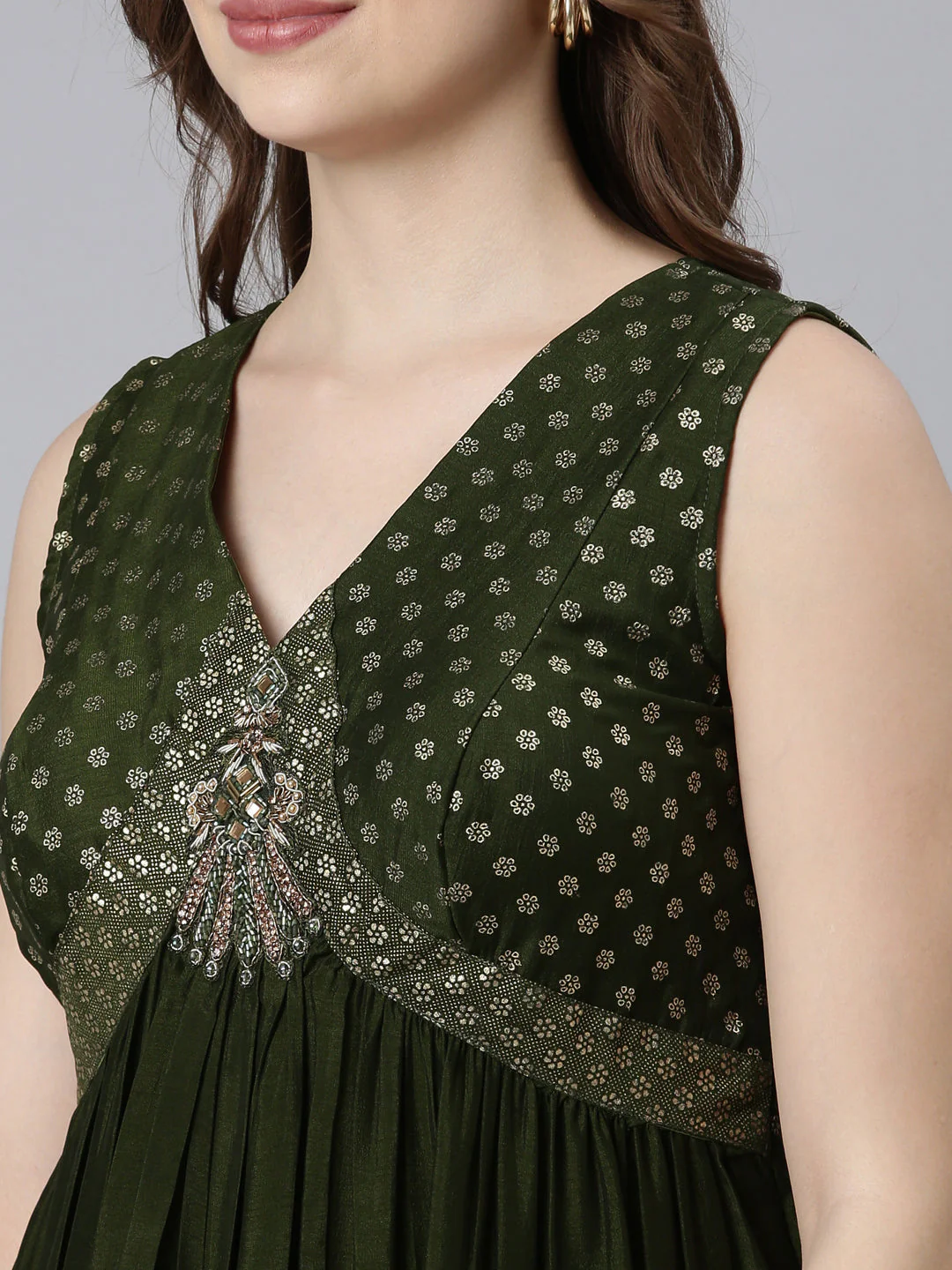 Neerus Mehadi Green Flared Casual Ethnic Motifs Maxi Dresses - Image 2