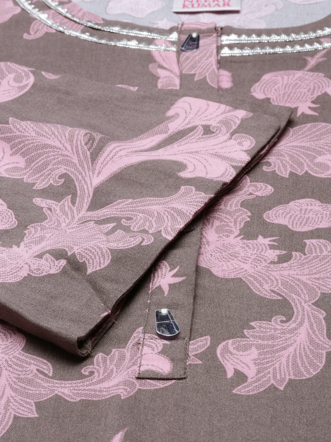 Neerus Mouse Color Rayon Fabric Kurta - Image 7