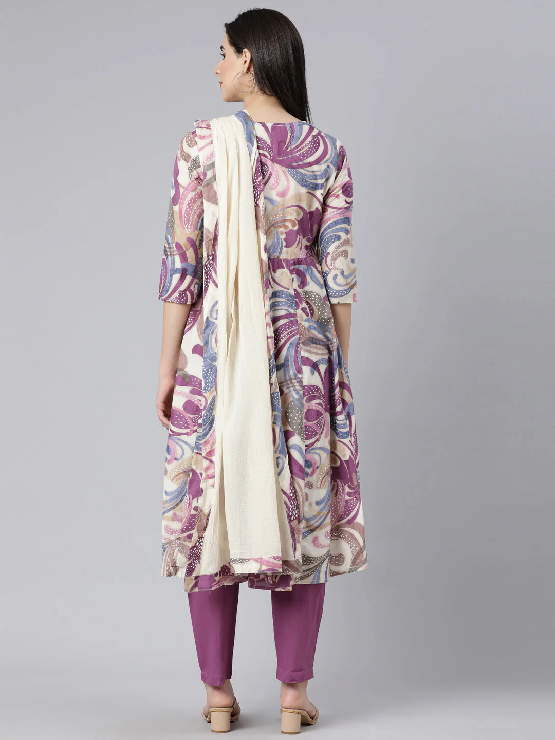 Neerus Multi Panelled Straight Printed Kurta And Trousers With Dupatta - Image 4