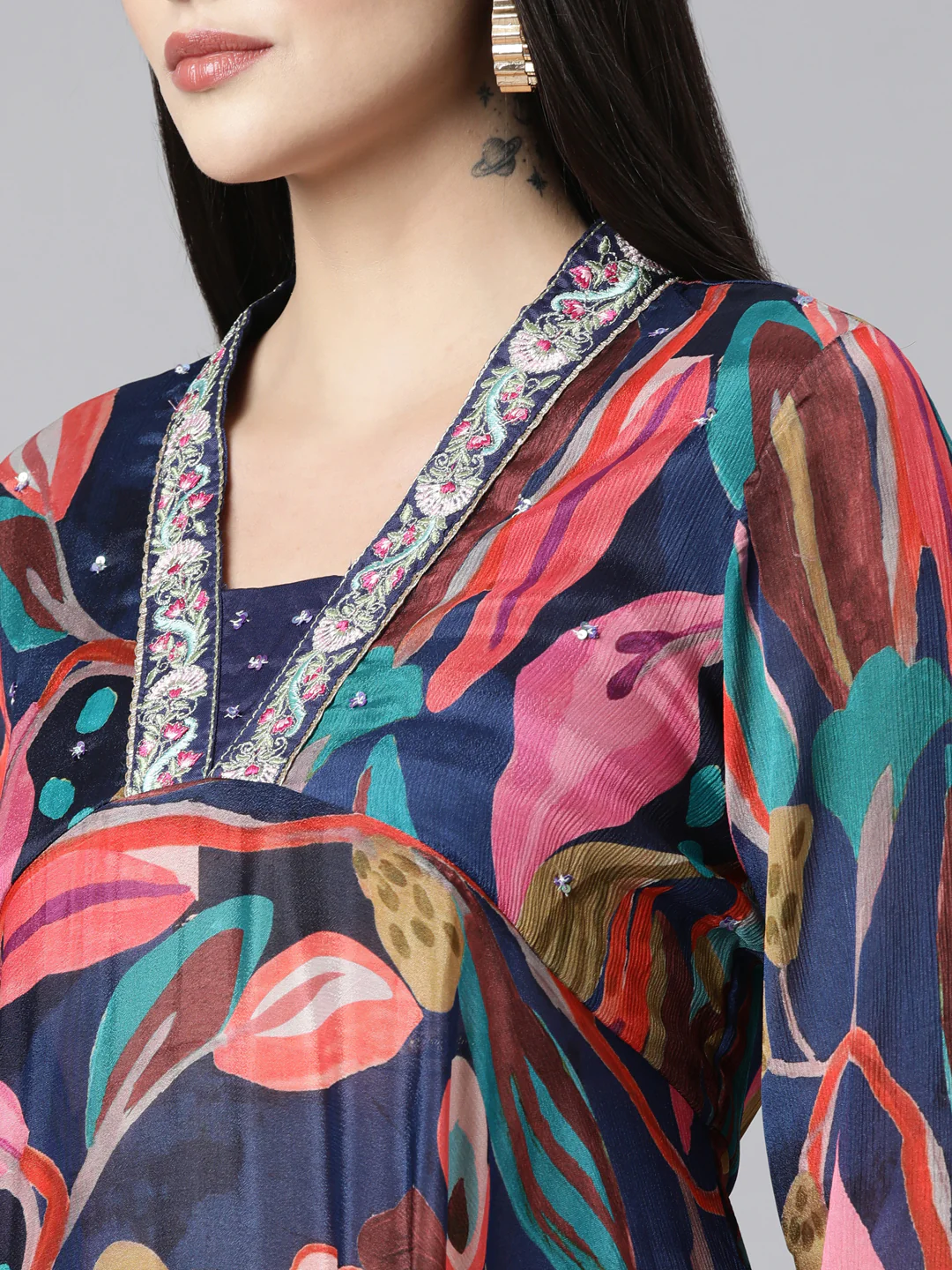 Neerus Multi Regular High-Low Floral Kurta And Trousers With Dupatta - Image 4