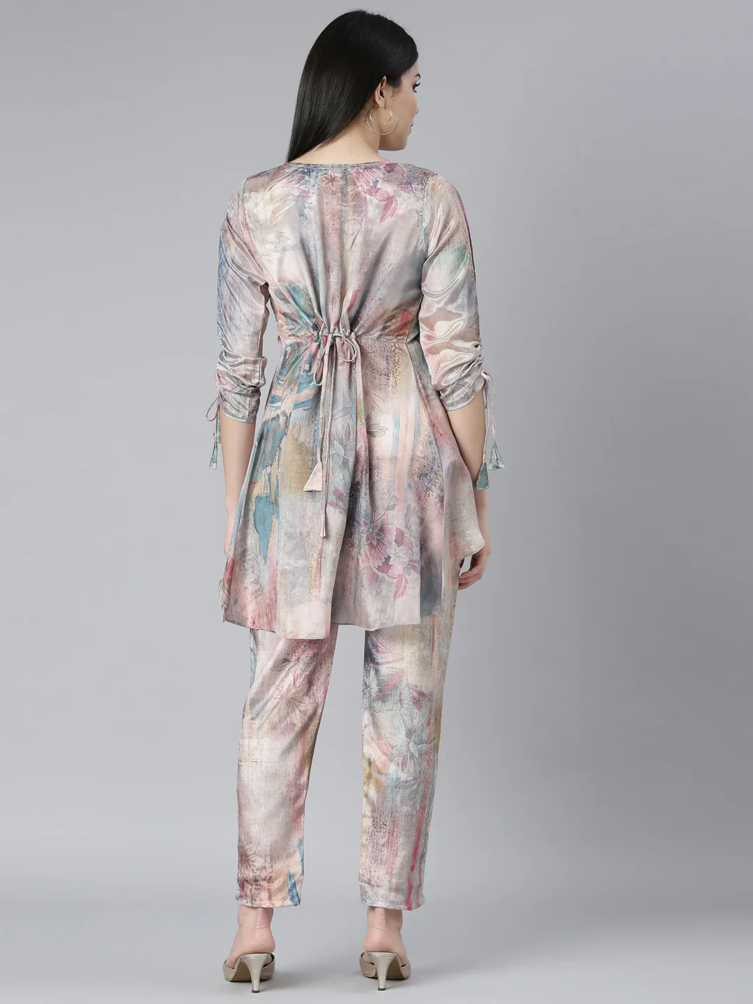Neerus Multi Regular High-Low Floral Top And Trousers - Image 3