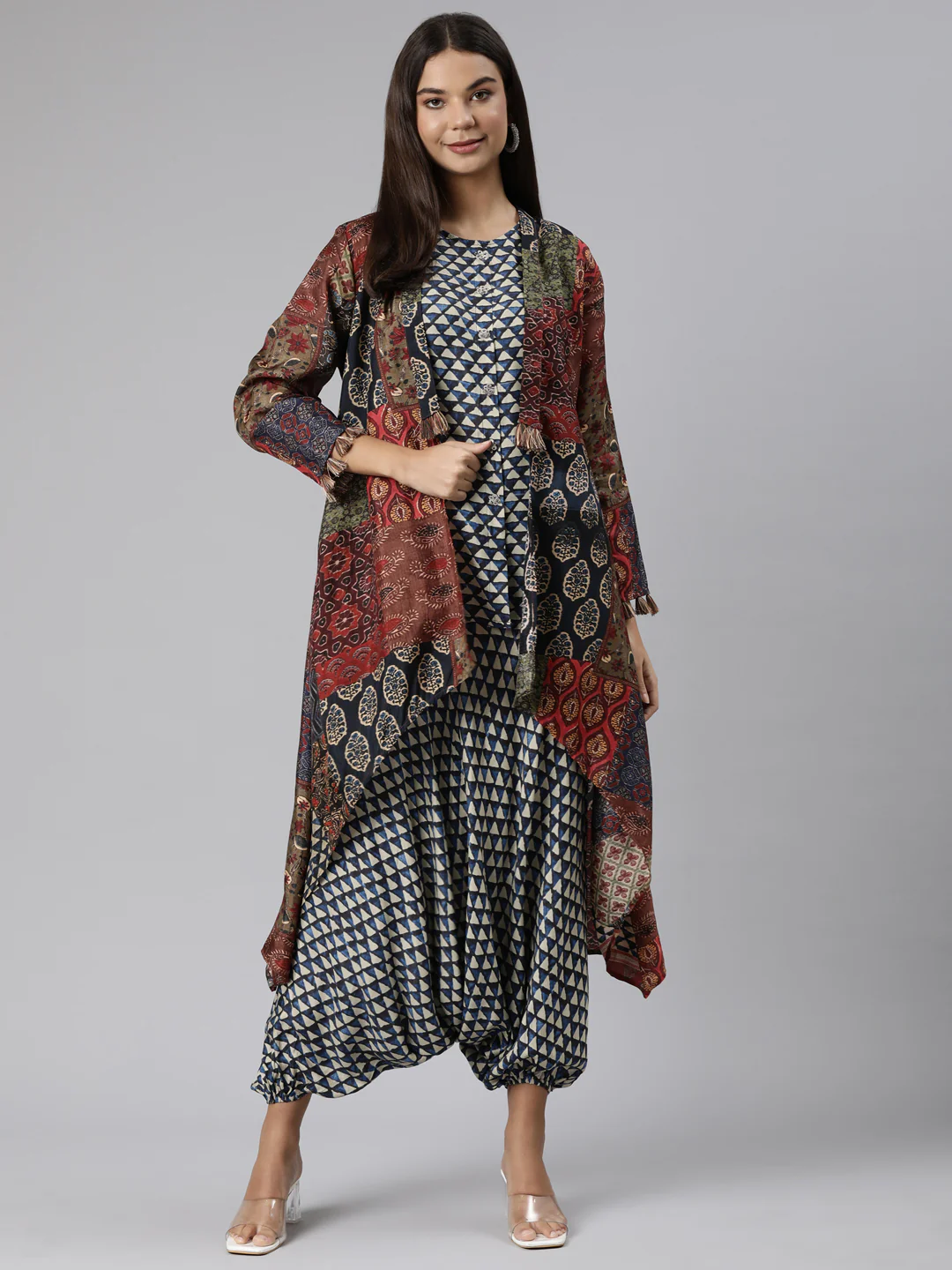Neerus Multi Regular Straight Chevron Kurta And Veshti With Jacket - Image 6