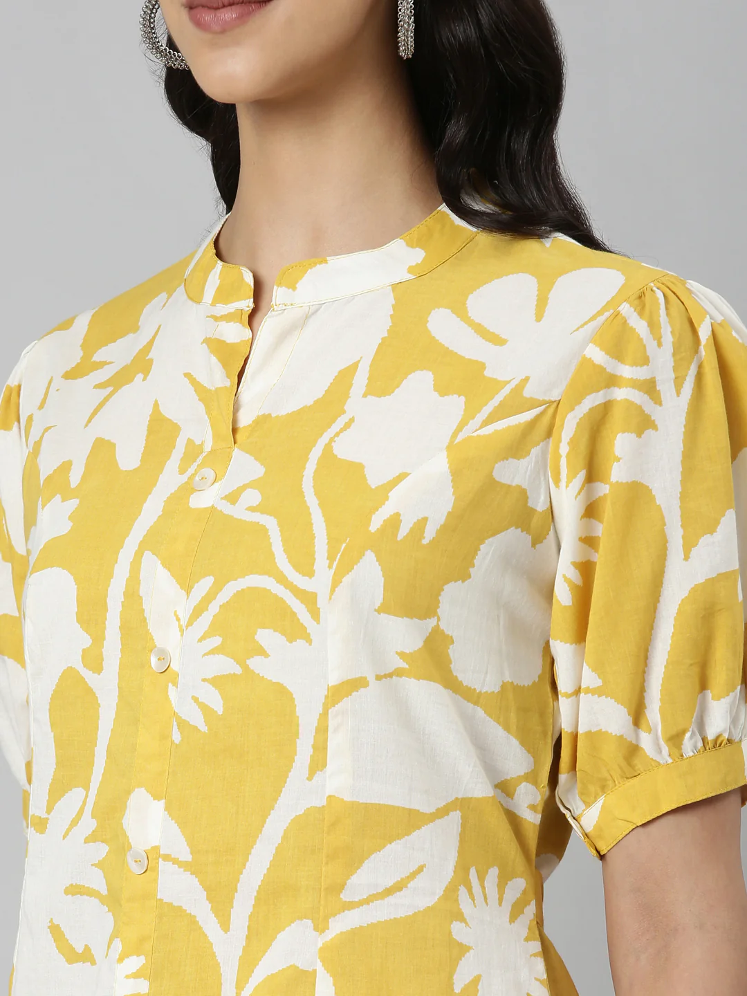 Neerus Mustard Casual Floral Straight Kurta - Image 5