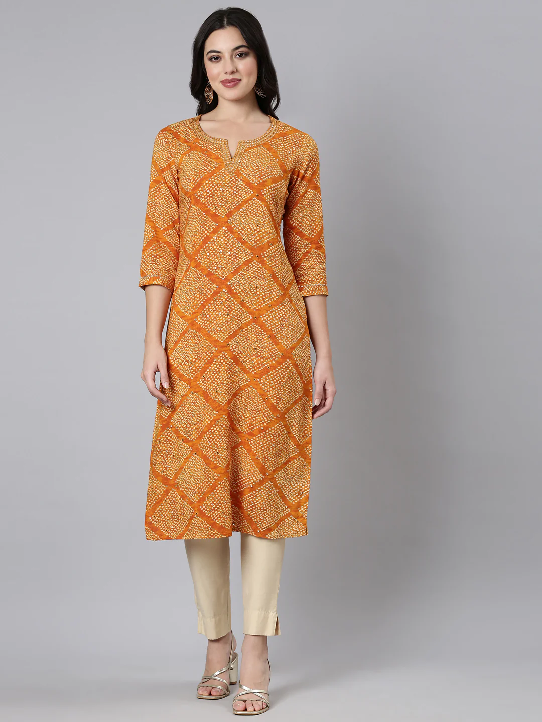 Neerus Mustard Panelled Straight Bandhani Kurta - Image 6