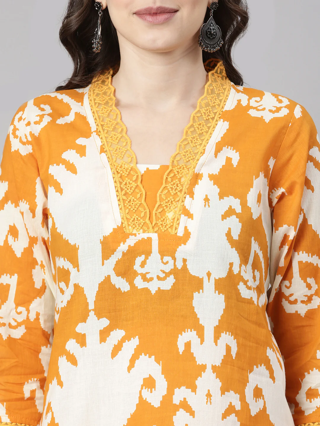 Neerus Mustard Printed Straight Kurta and Trousers - Image 4