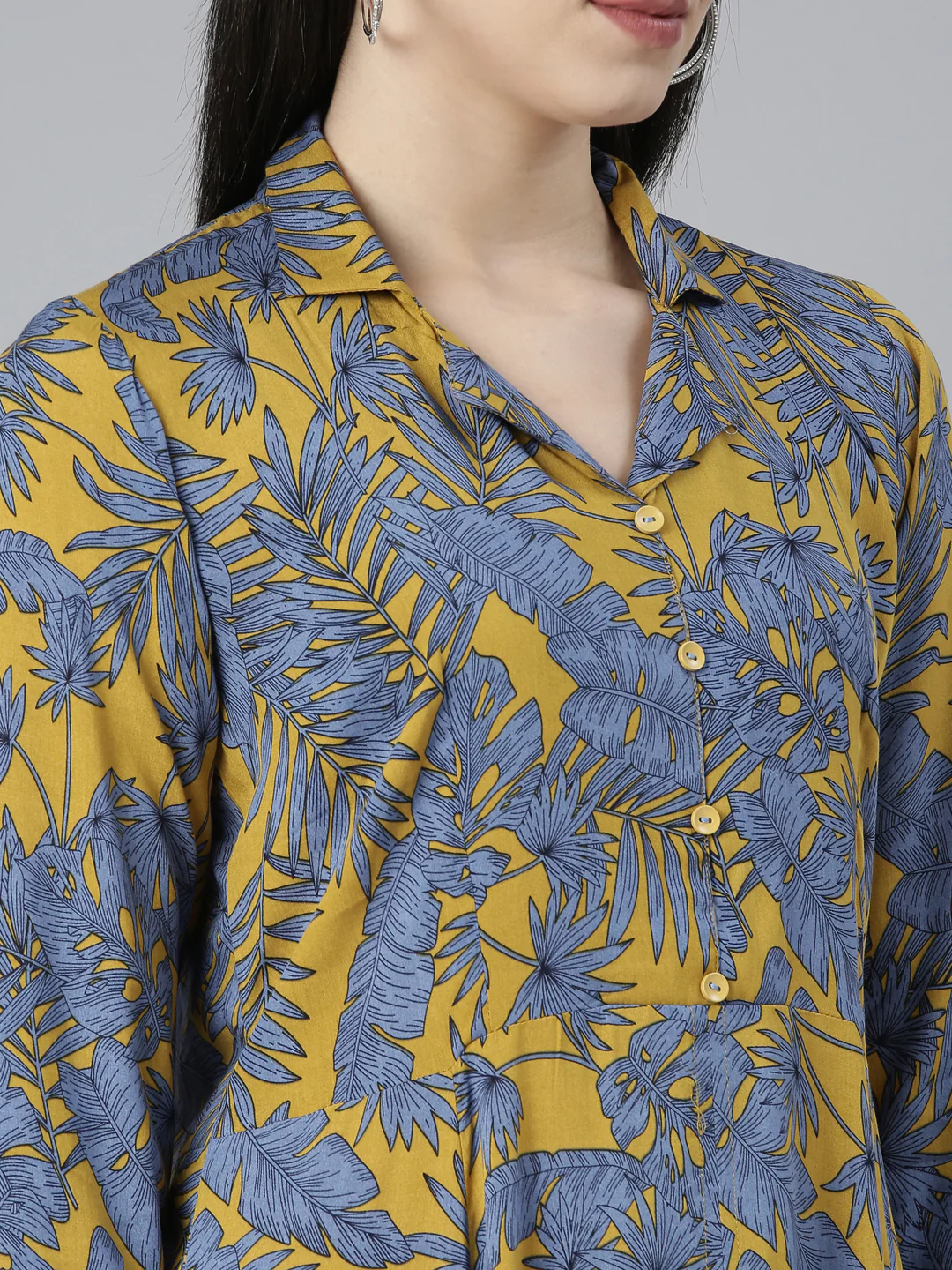 Neerus Mustard Regular Straight Floral Kurta And Trousers - Image 4