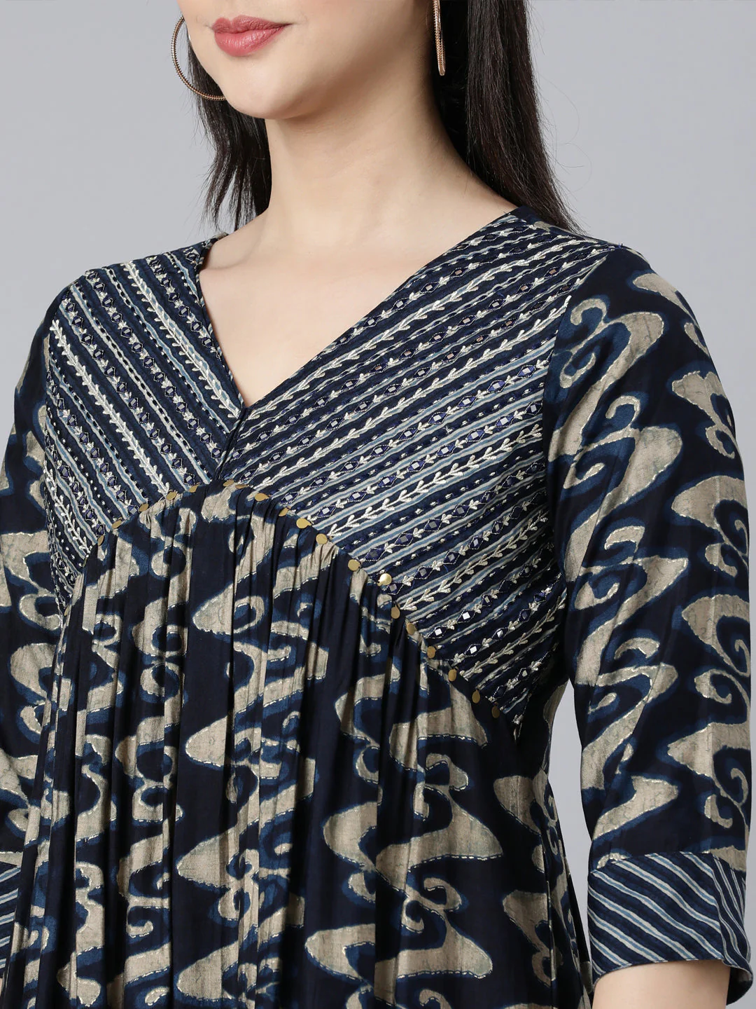 Neerus Navy Blue Panelled Printed Kurta And Trousers With Dupatta - Image 5