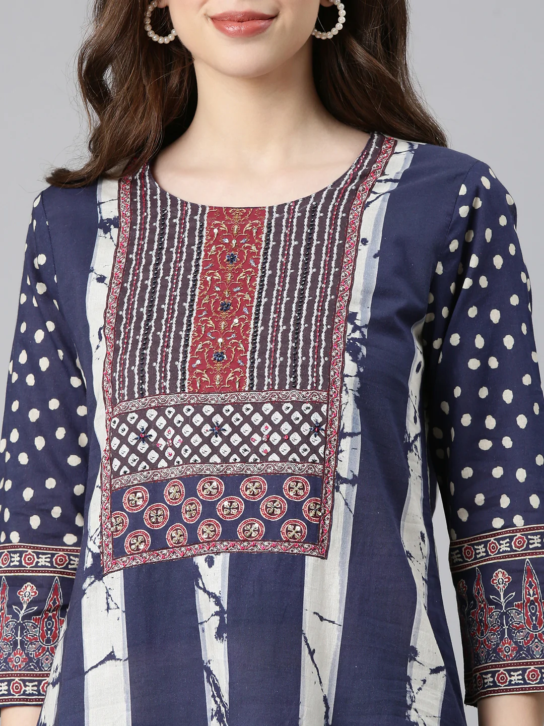 Neerus Navy blue Printed Straight Kurta and Trousers With Dupatta - Image 4
