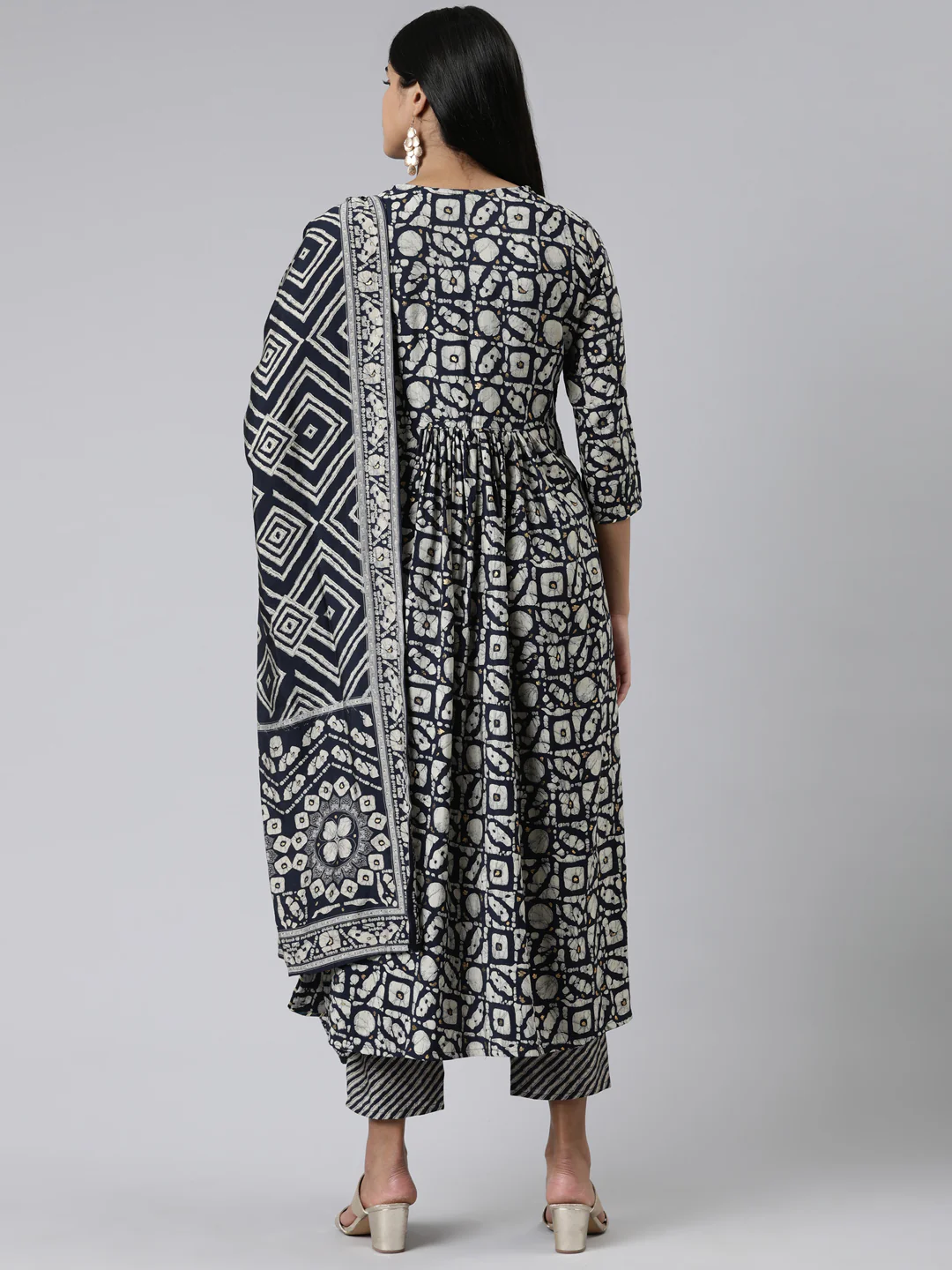 Neerus Navy Blue Regular Calf Length Printed Kurta Printed Trousers With Dupatta - Image 3