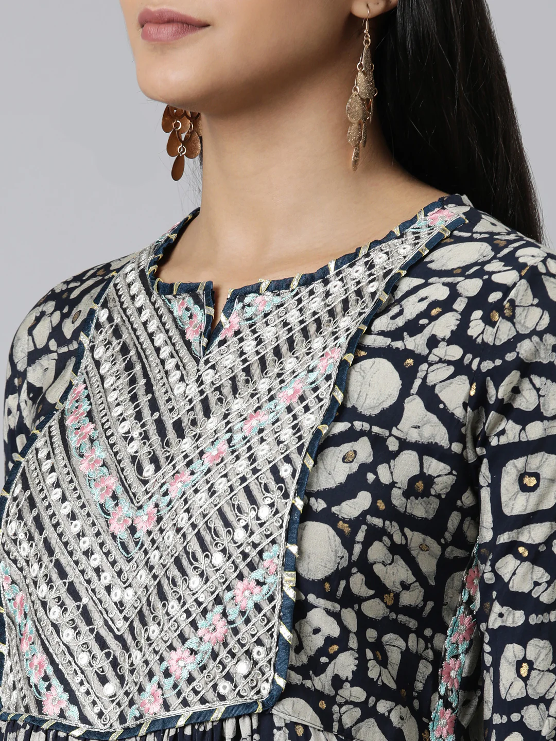 Neerus Navy Blue Regular Calf Length Printed Kurta Printed Trousers With Dupatta - Image 4