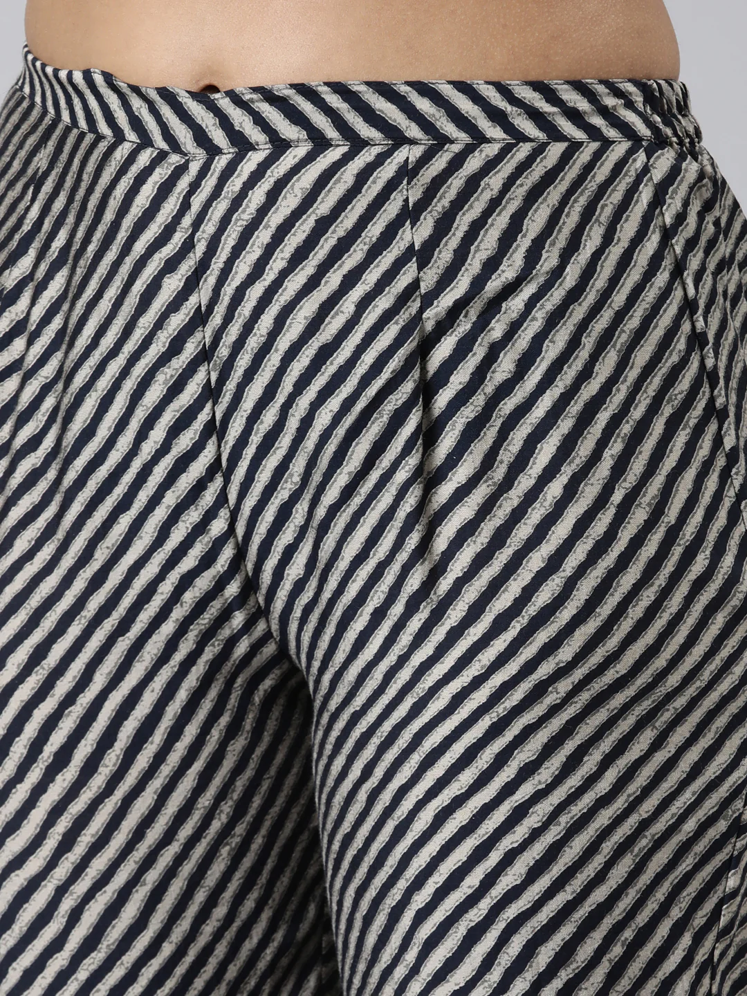 Neerus Navy Blue Regular Calf Length Printed Kurta Printed Trousers With Dupatta - Image 5