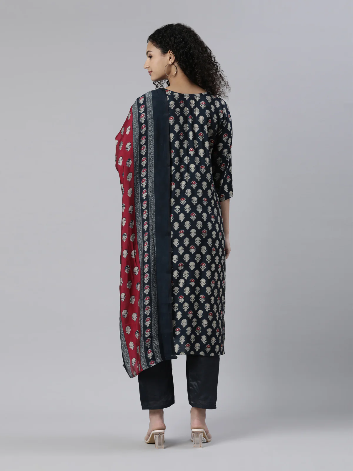 Neerus Navy Blue Regular Knee Length Printed Kurta Solid Trousers With Dupatta - Image 3