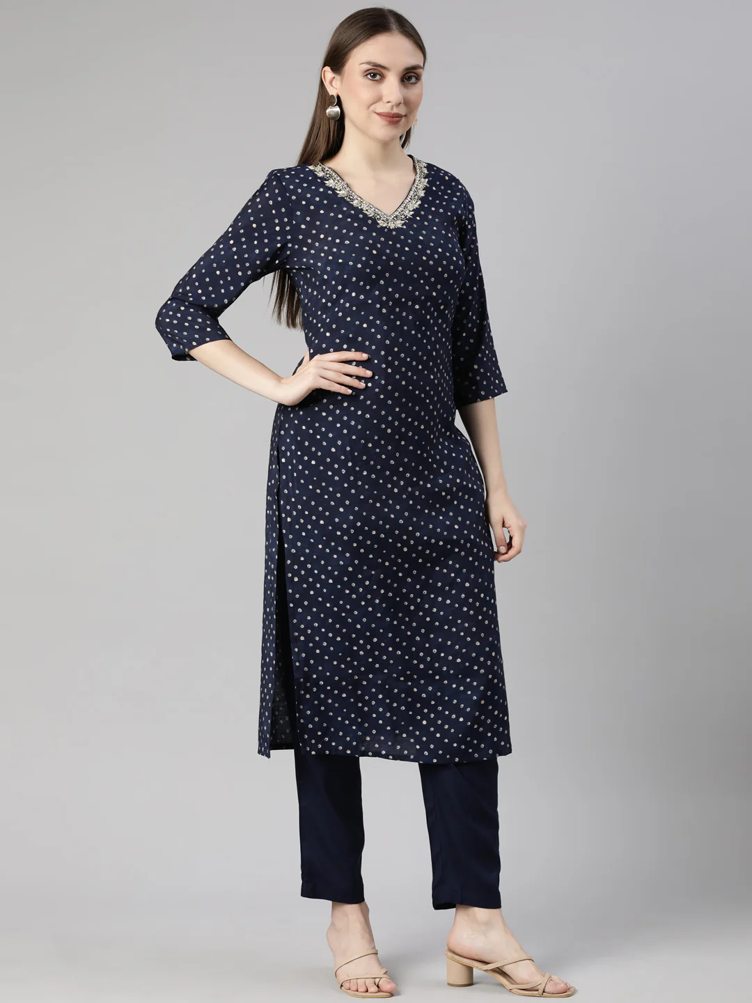 Neerus Navy Blue Regular Straight Bandhani Kurta And Trousers With Dupatta - Image 2