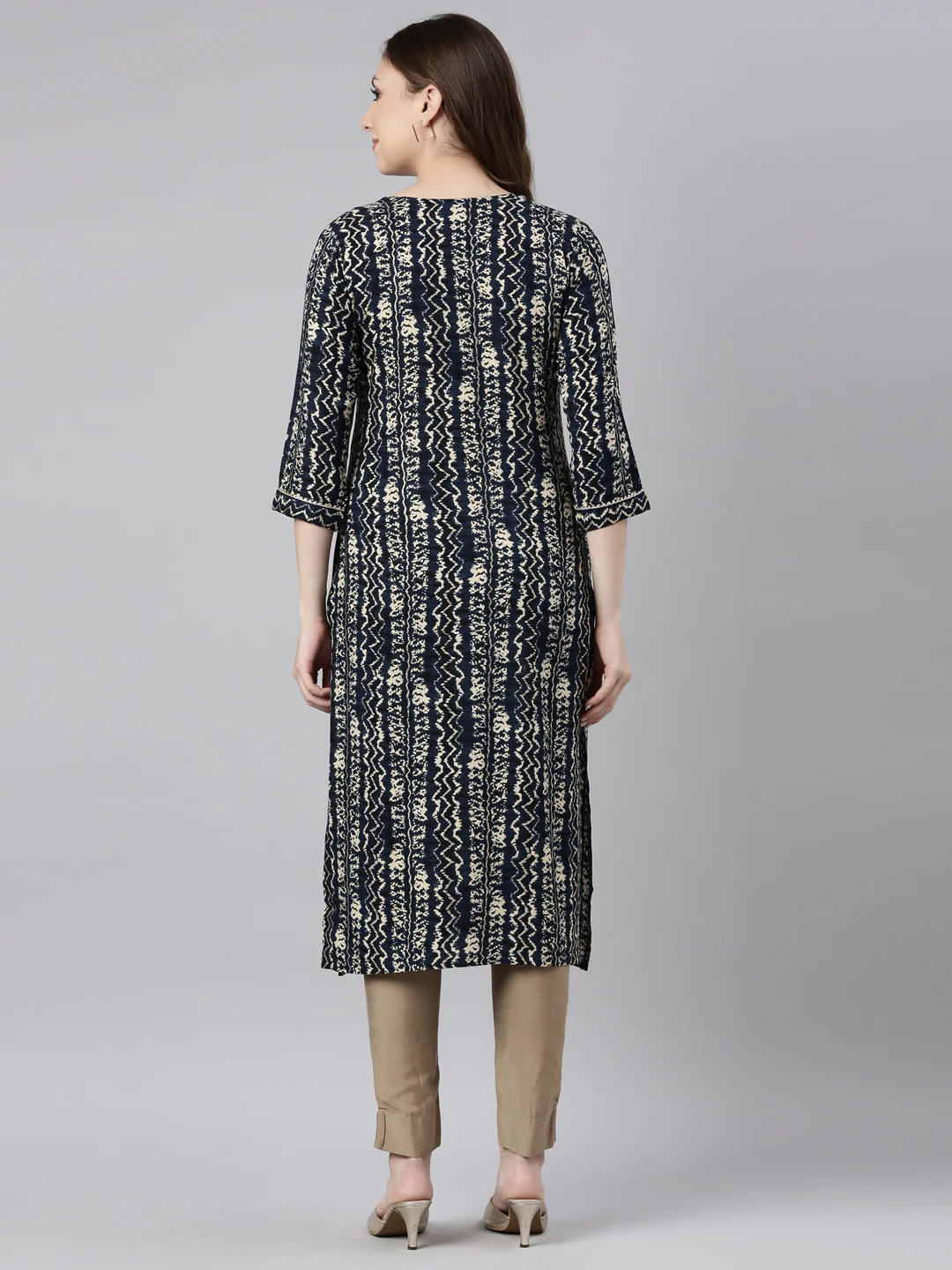 Neerus Navy Blue Regular Straight Chevron Kurta - Image 3