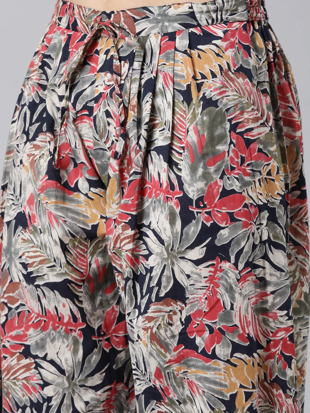 Neerus Navy Blue Regular Straight Floral Kurta And  Salwar With Dupatta - Image 5