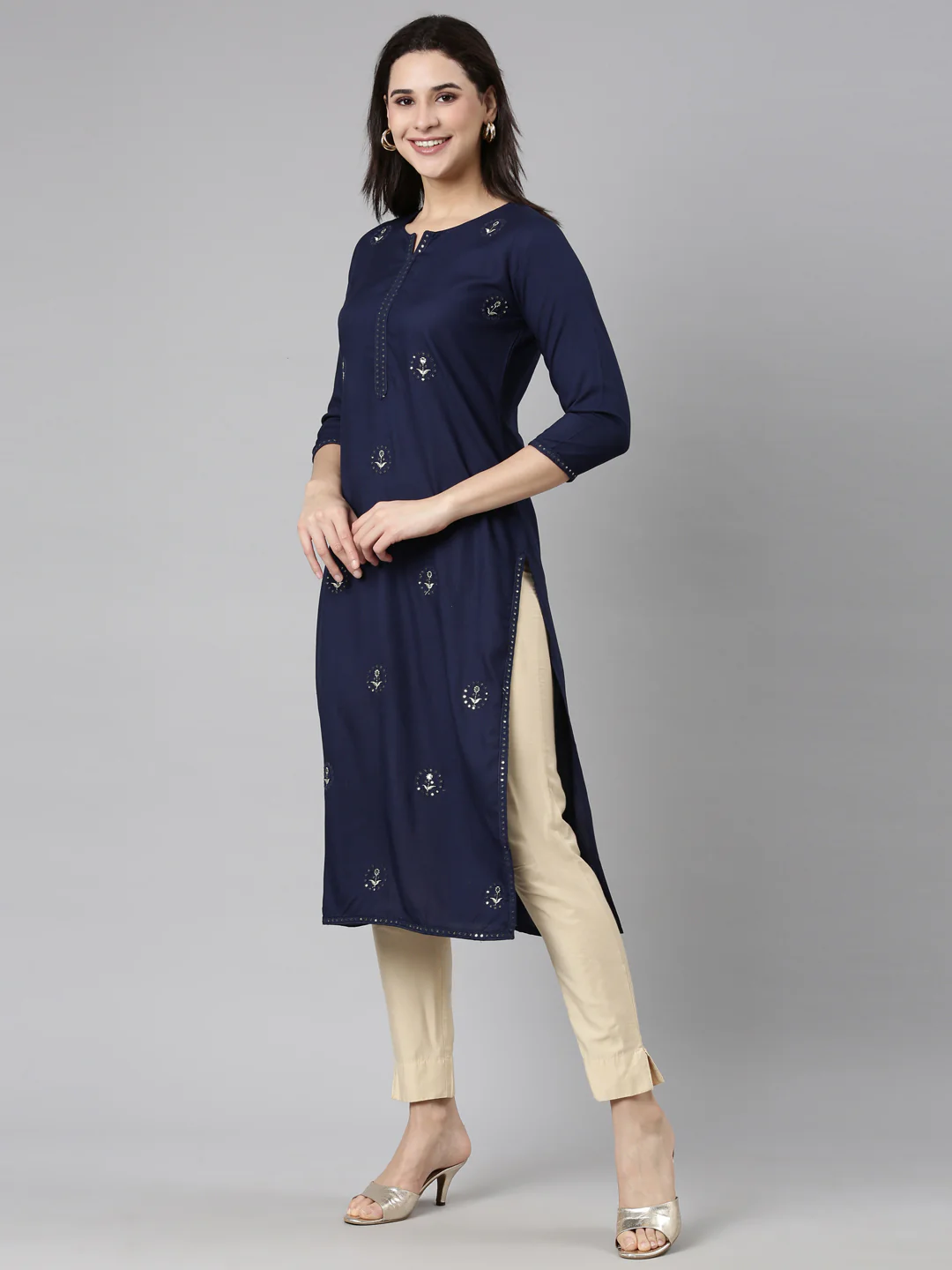 Neerus Navy Blue Regular Straight Floral Kurta - Image 2