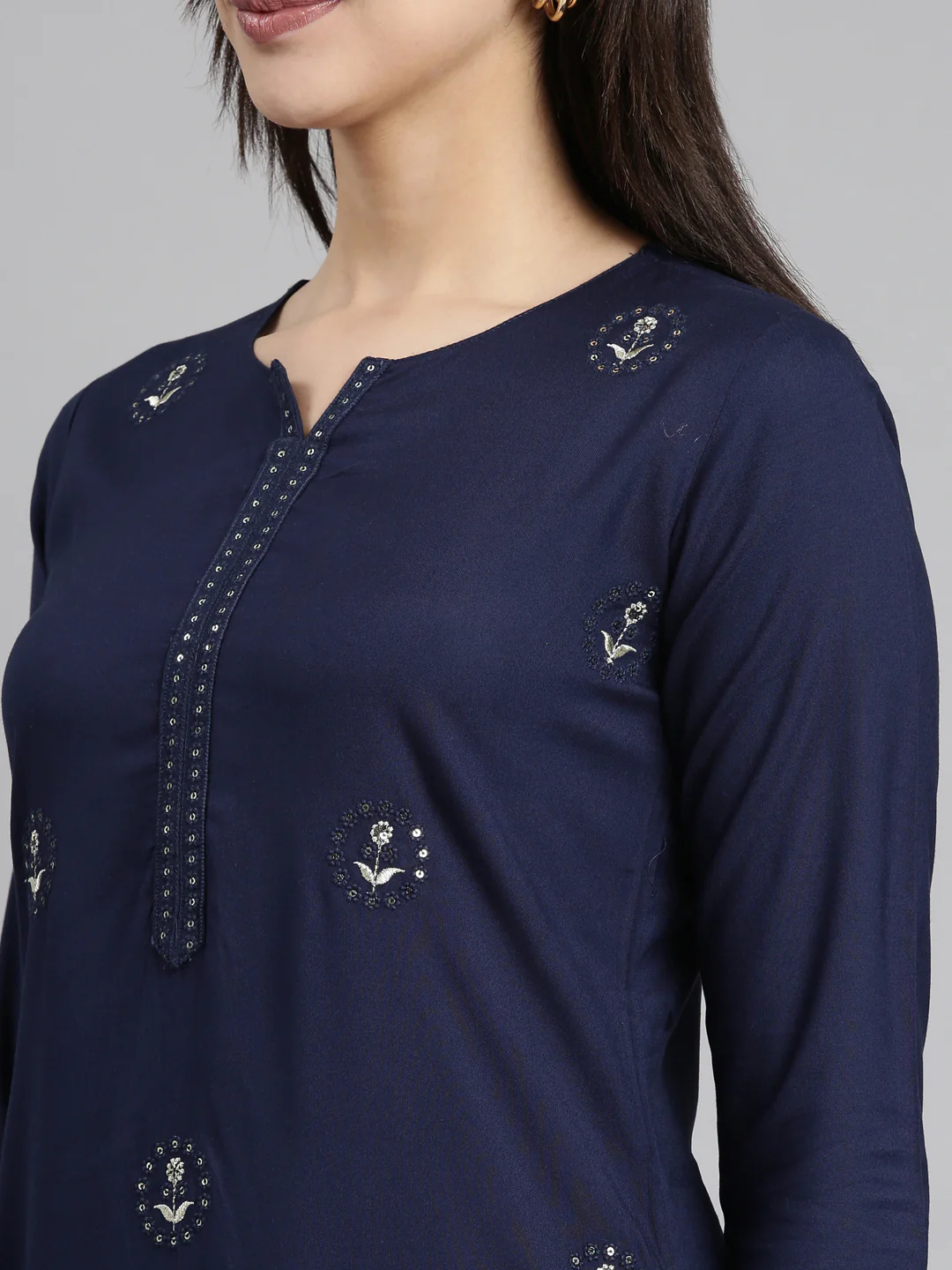 Neerus Navy Blue Regular Straight Floral Kurta - Image 5