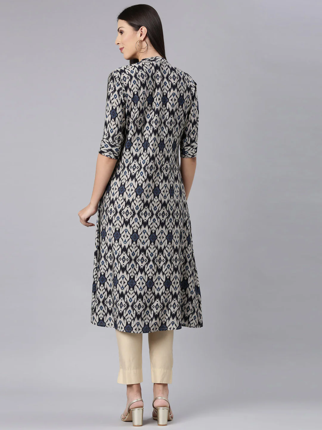 Neerus Navy Blue Straight Casual Chevron Anarkali Kurta - Image 4