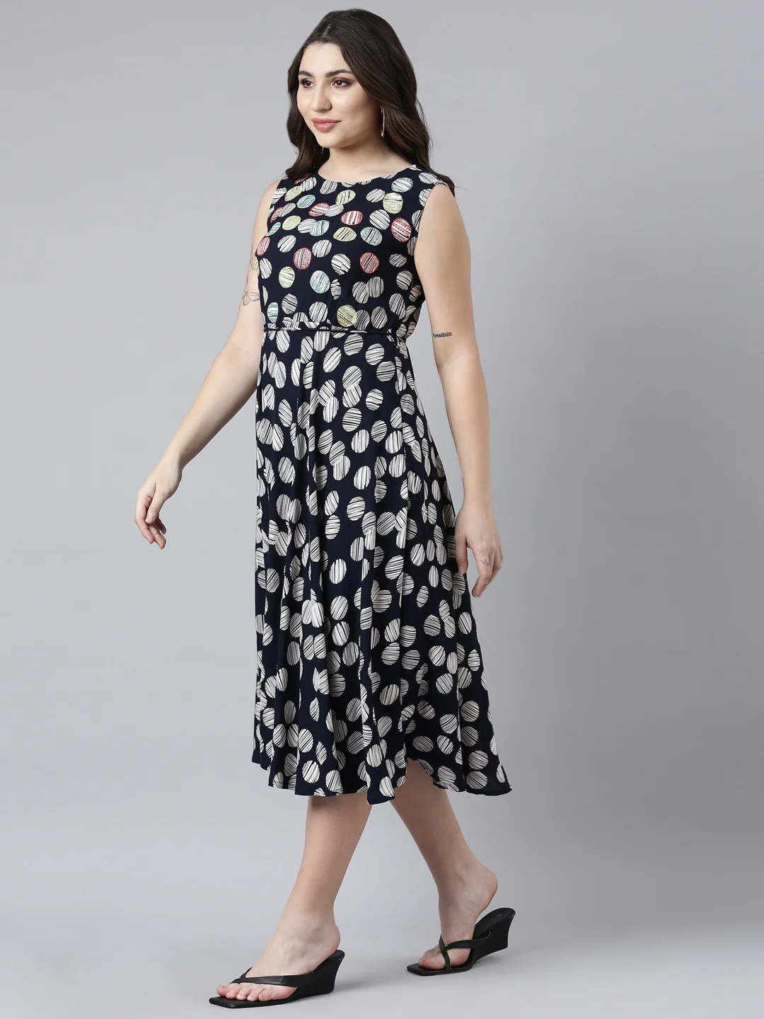 Neerus Navy Blue Straight Casual Floral Maxi Dresses - Image 2