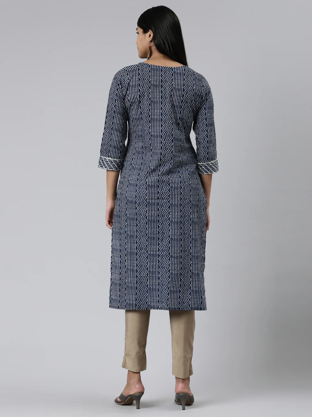 Neerus Navy Blue Straight Printed Cotton Kurta - Image 3