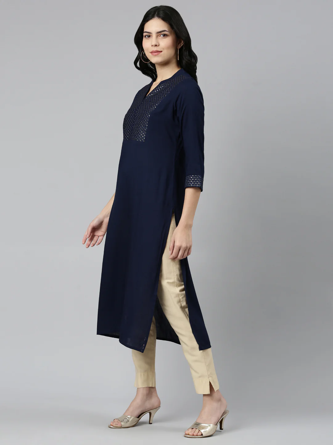 Neerus Navy Blue Tiered Straight Solid Kurta - Image 2