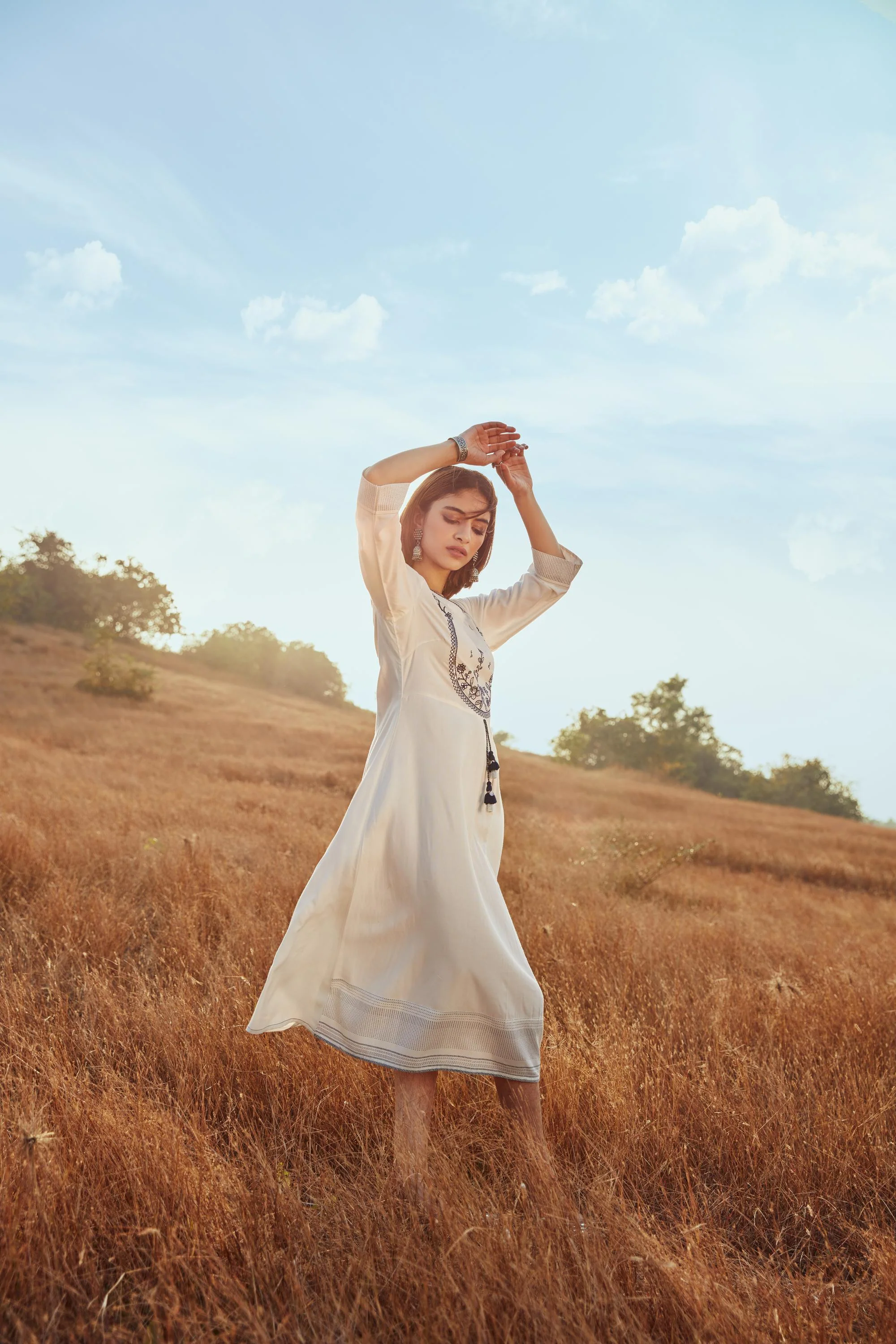 Neerus Off White Color Rayon Fabric Kurta - Image 2