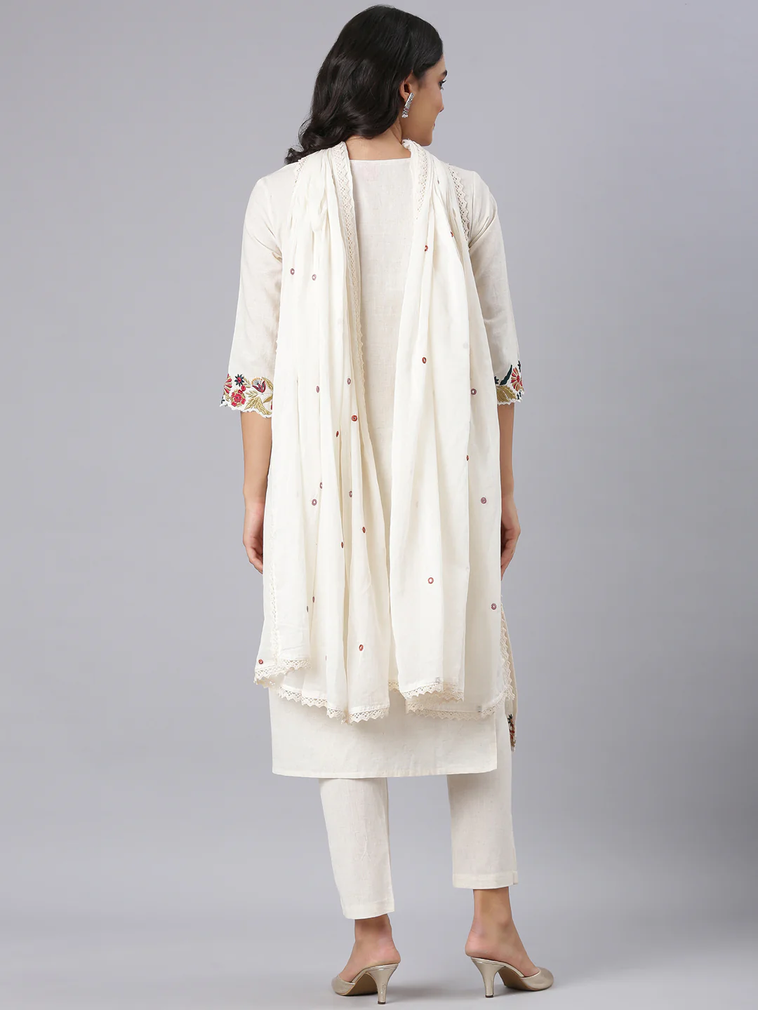 Neerus Off White Embroidered Straight Kurta And Trousers With Dupatta - Image 3