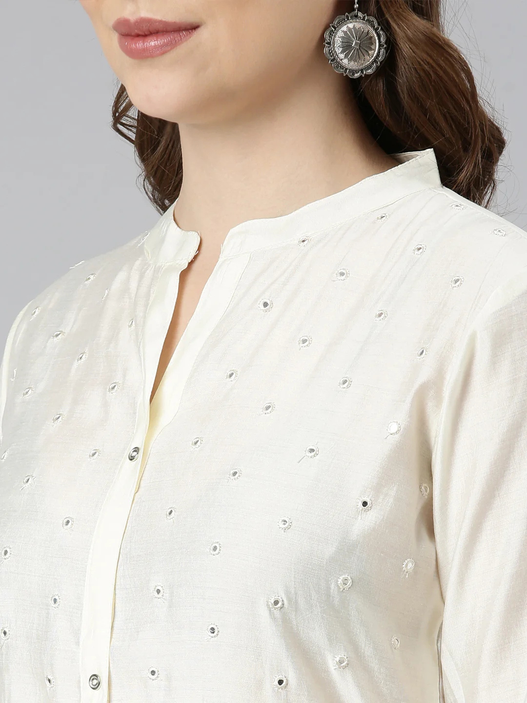 Neerus Off White Panelled Straight Embellished Kurta - Image 5