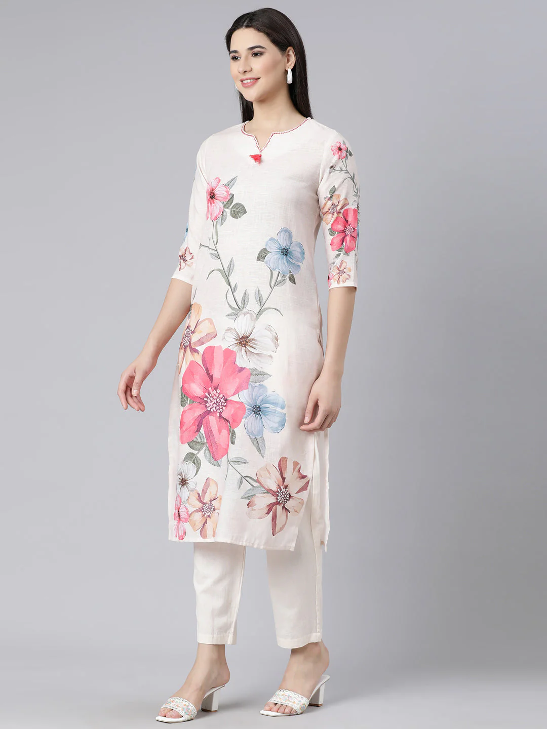 Neerus Off White Panelled Straight Printed Kurta And Trousers With Dupatta - Image 2