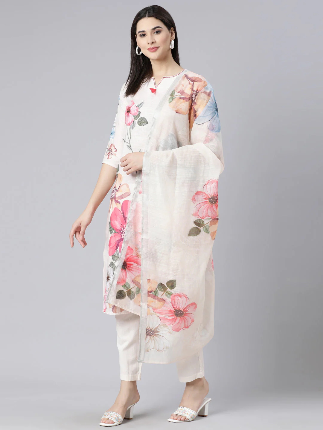 Neerus Off White Panelled Straight Printed Kurta And Trousers With Dupatta - Image 6