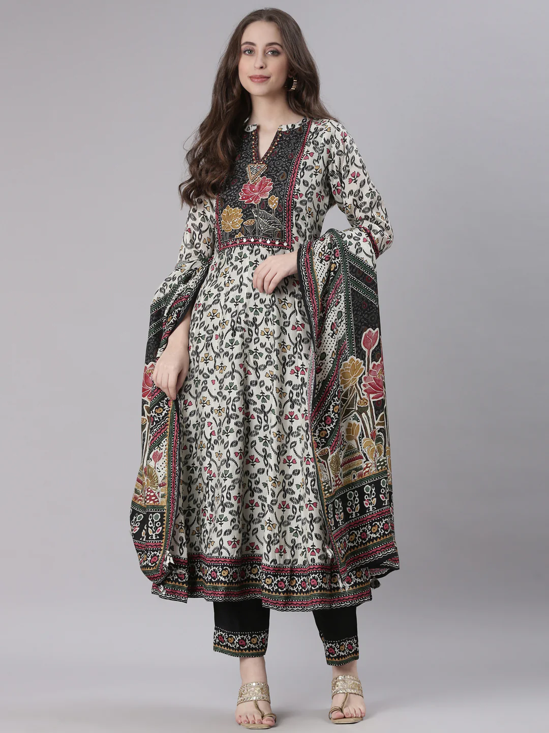 Neerus Off White Printed Straight Kurta and Trousers With Dupatta - Image 5