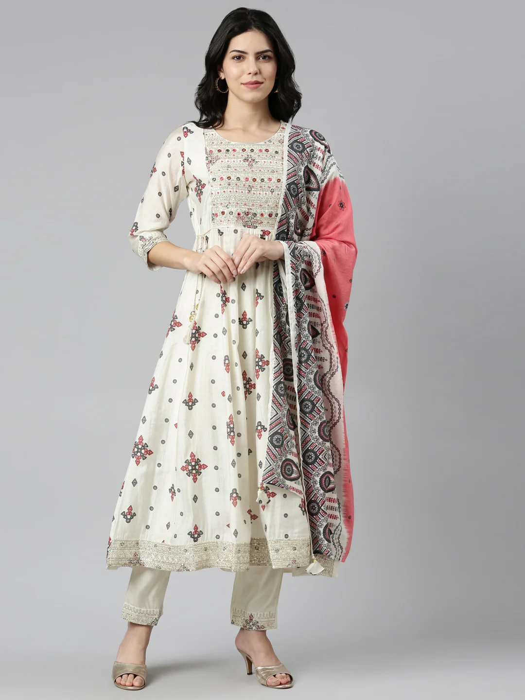 Neerus Off White Regular Straight Printed Kurta And Trousers With Dupatta