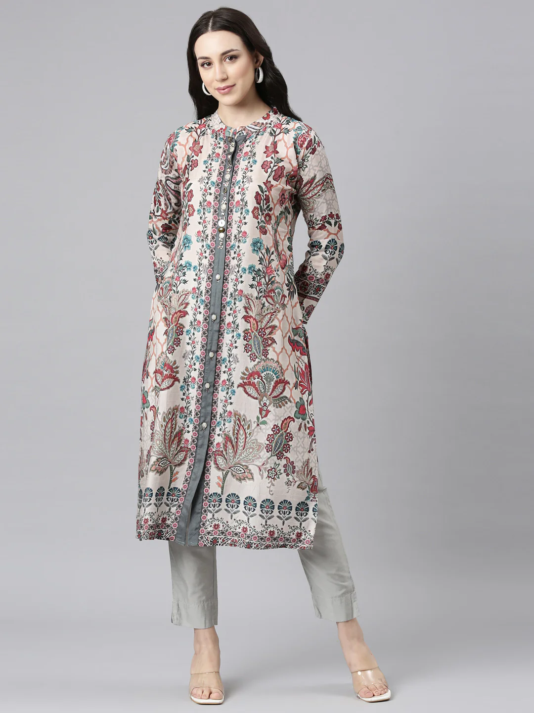 Neerus Off White Straight Casual Floral Kurta
