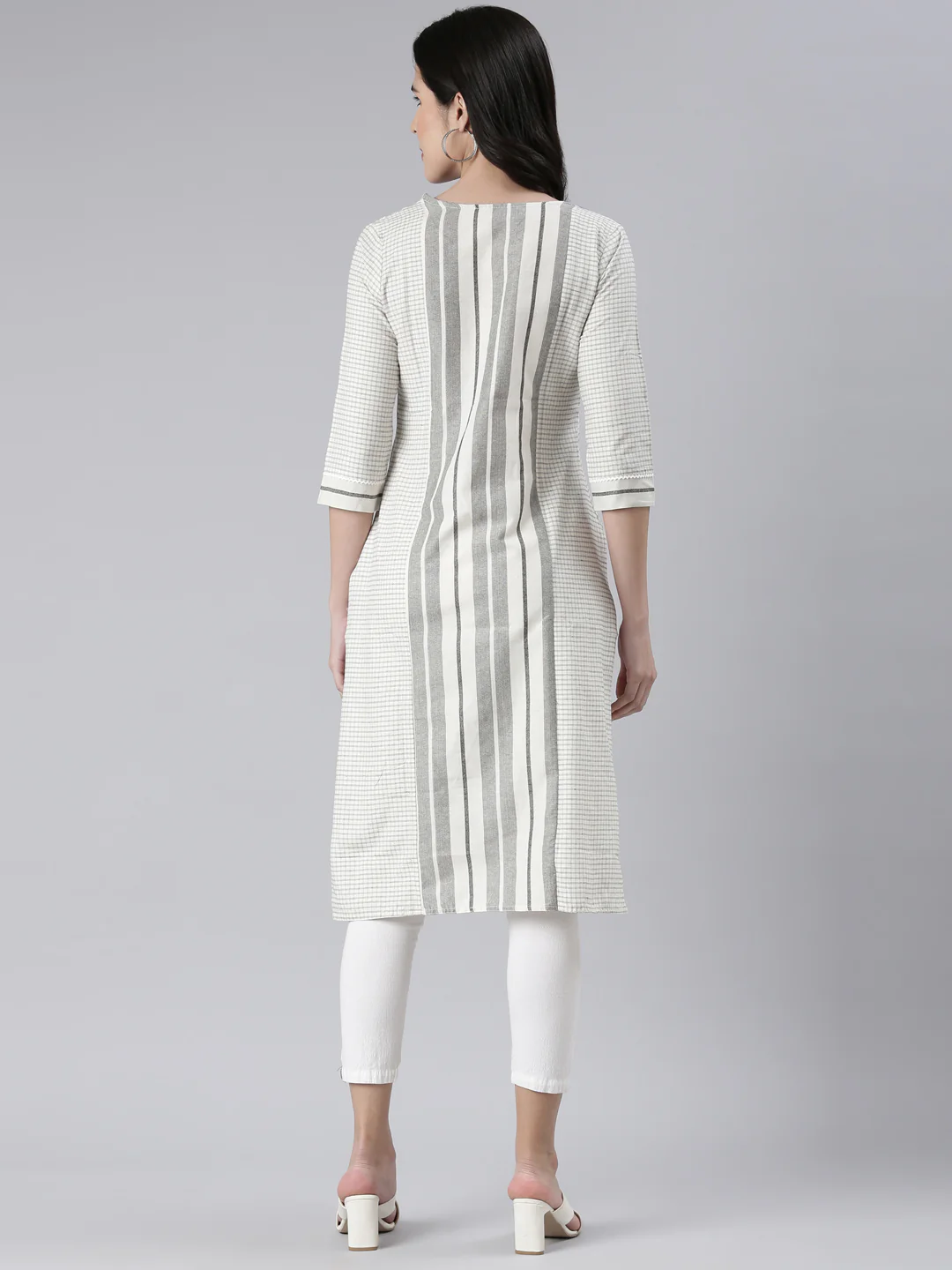 Neerus Off White Straight Printed Cotton Kurta - Image 3