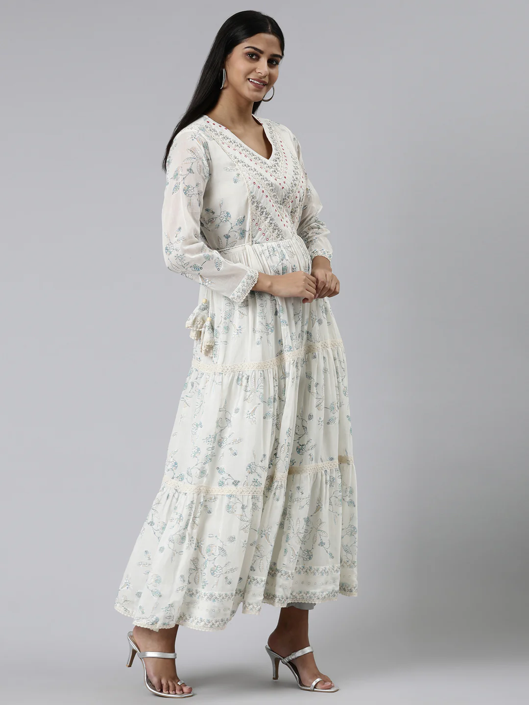 Neerus Off White Straight Printed Cotton Kurta - Image 2