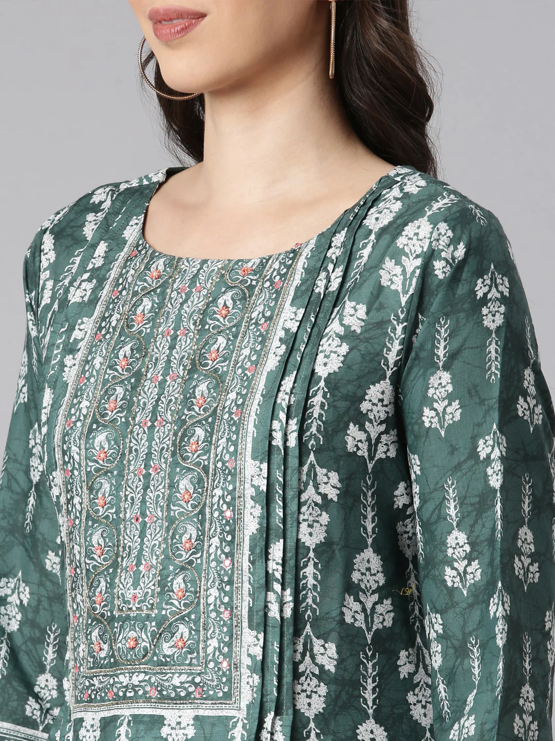 Neerus Olive Printed Kurta and Trousers With Dupatta - Image 4